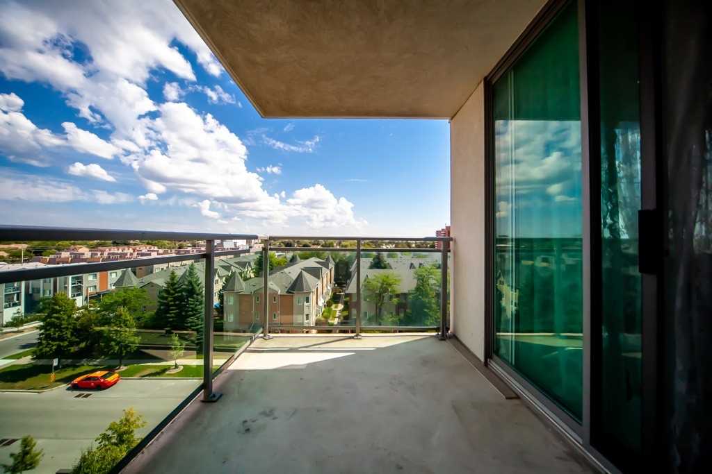 8 Rosebank Dr, #6L