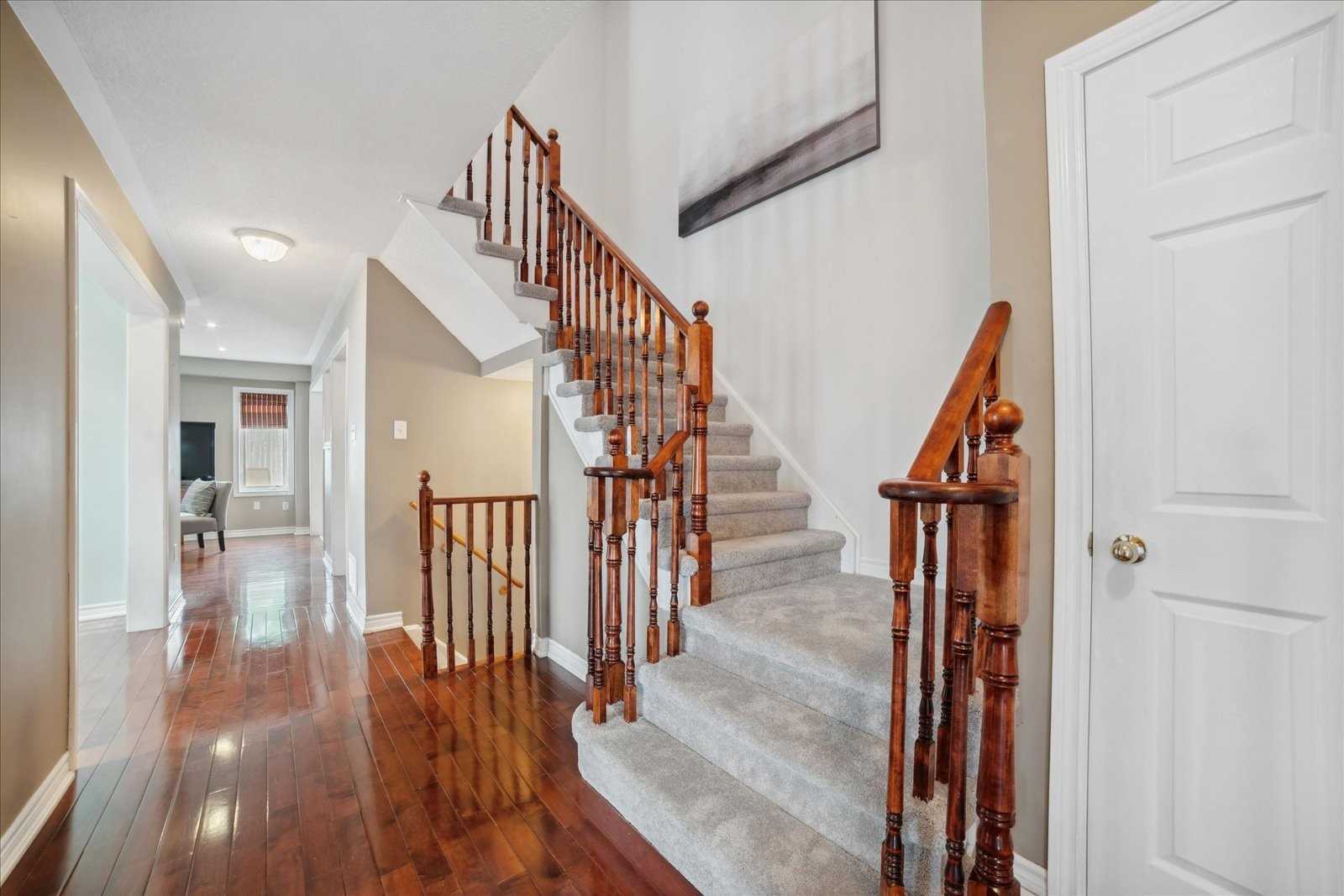 6 Nicks St