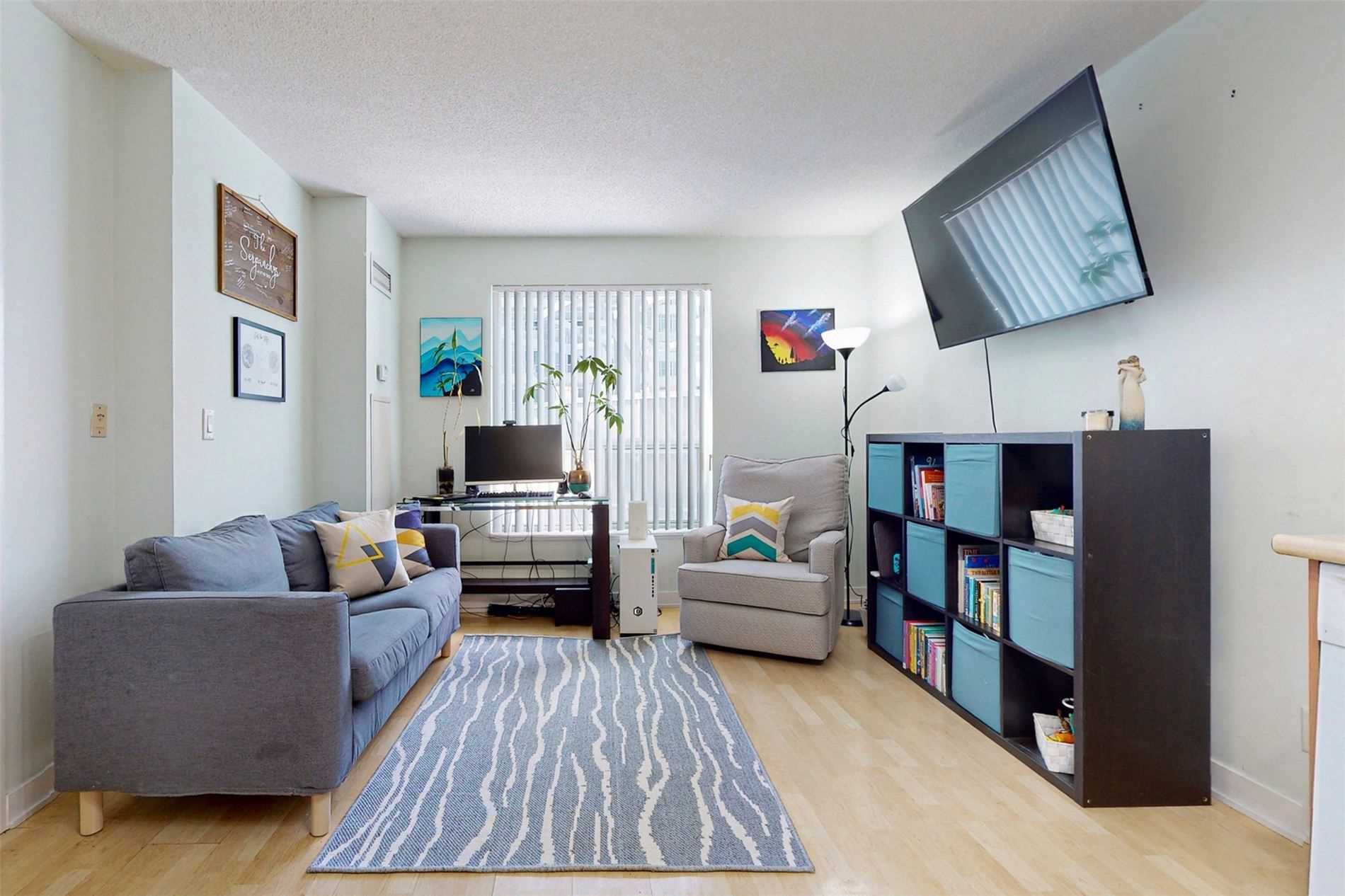 Listing E5743504 - Large Photo # 2