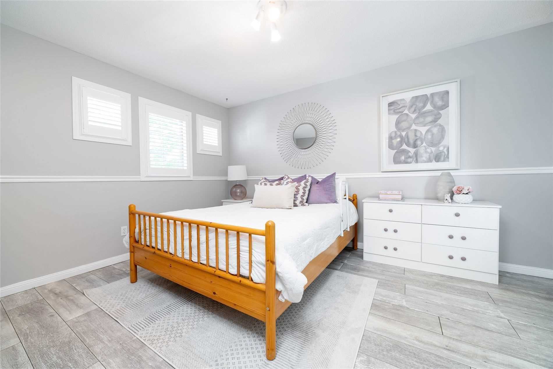 5 Shady Lane Cres