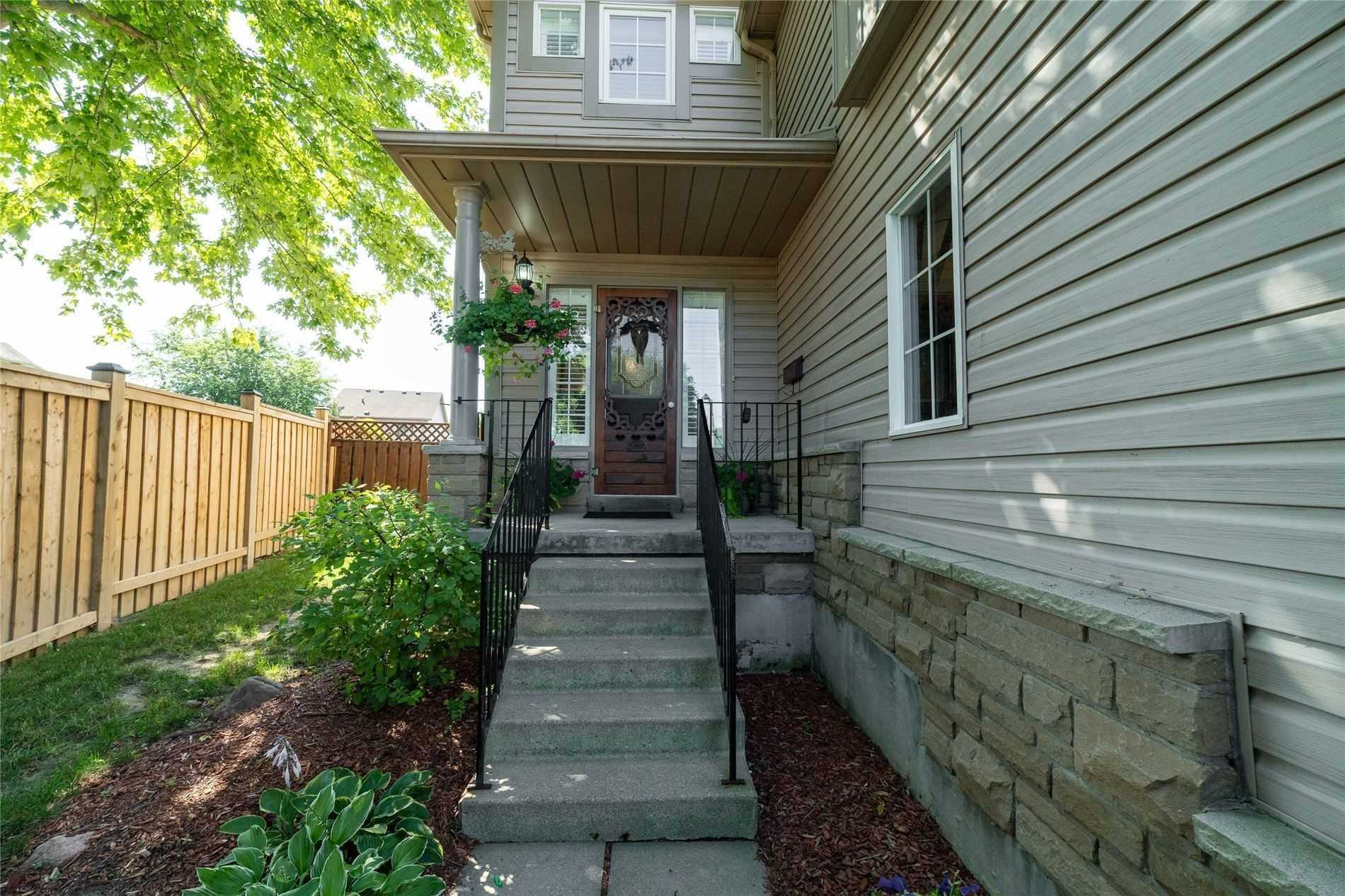 5 Shady Lane Cres