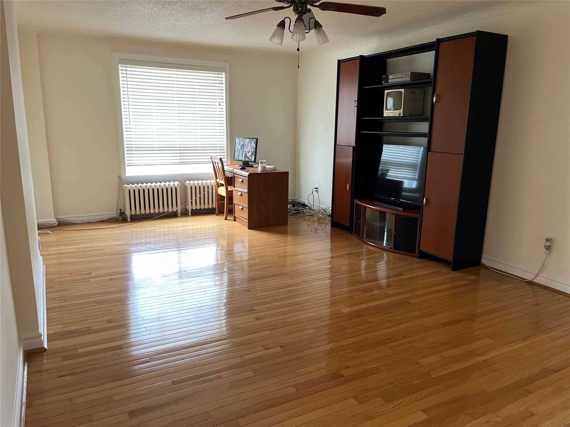 Listing E5746772 - Large Photo # 17