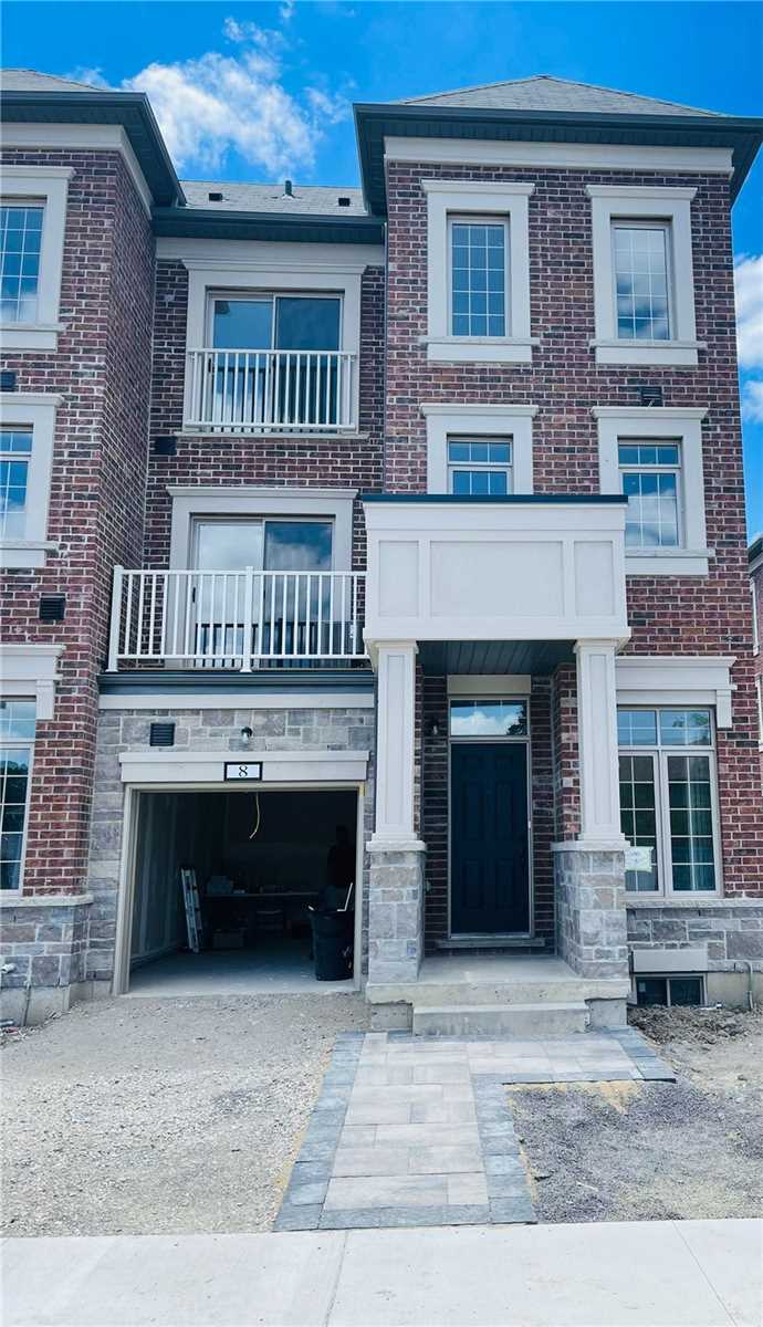8 Bellerive Lane