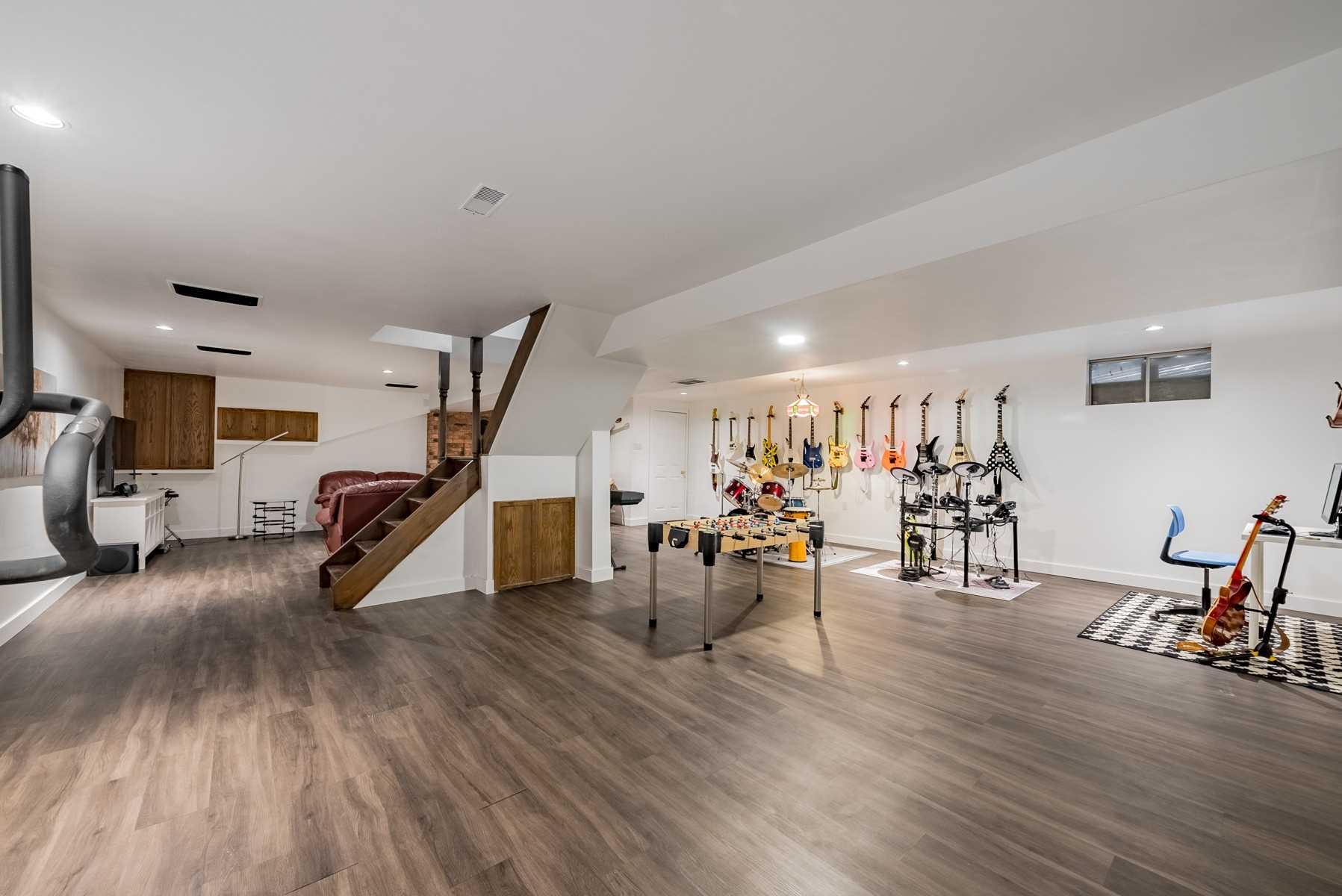 40 Scugog Point Cres