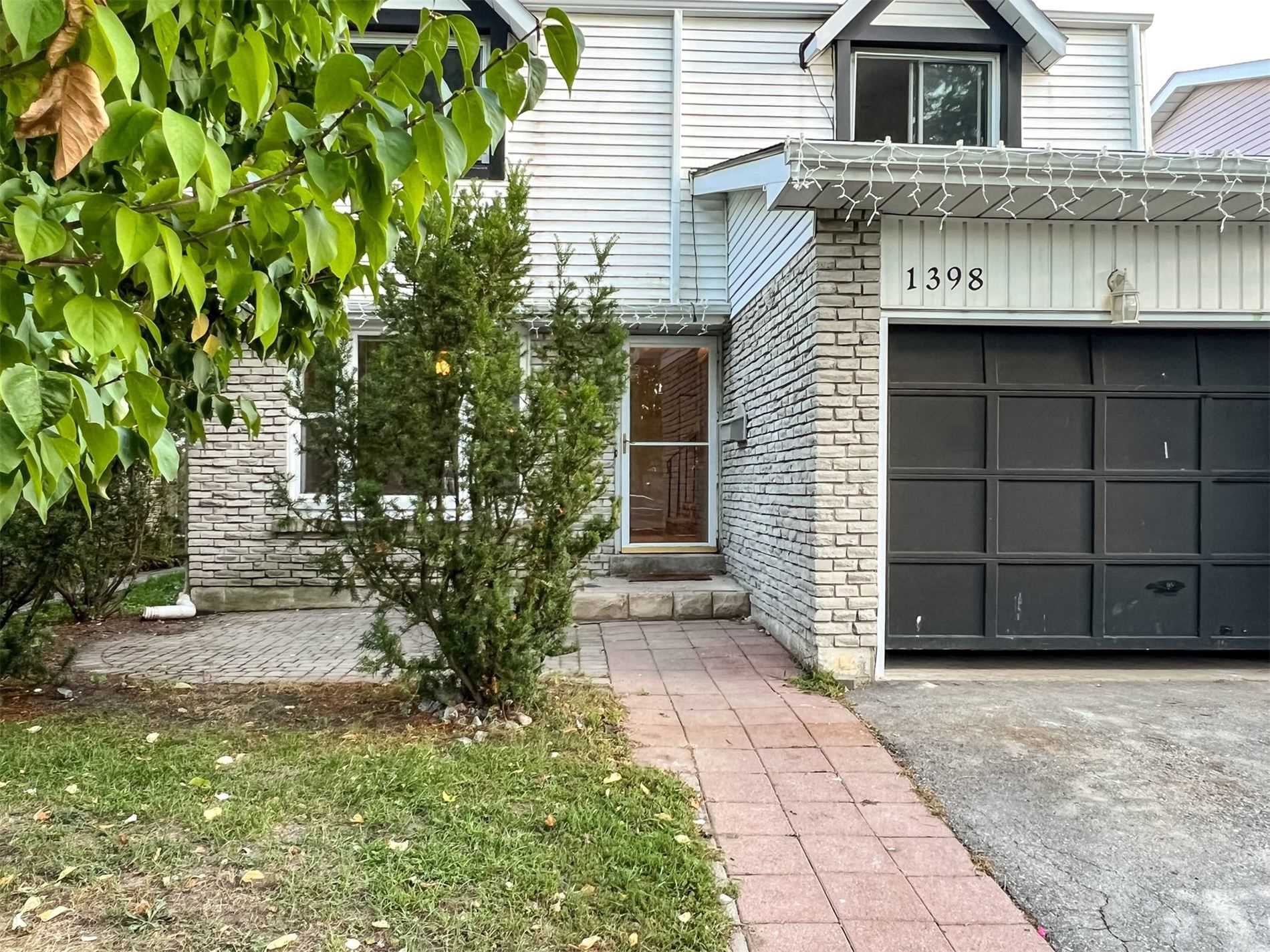 1398 Tampa Cres