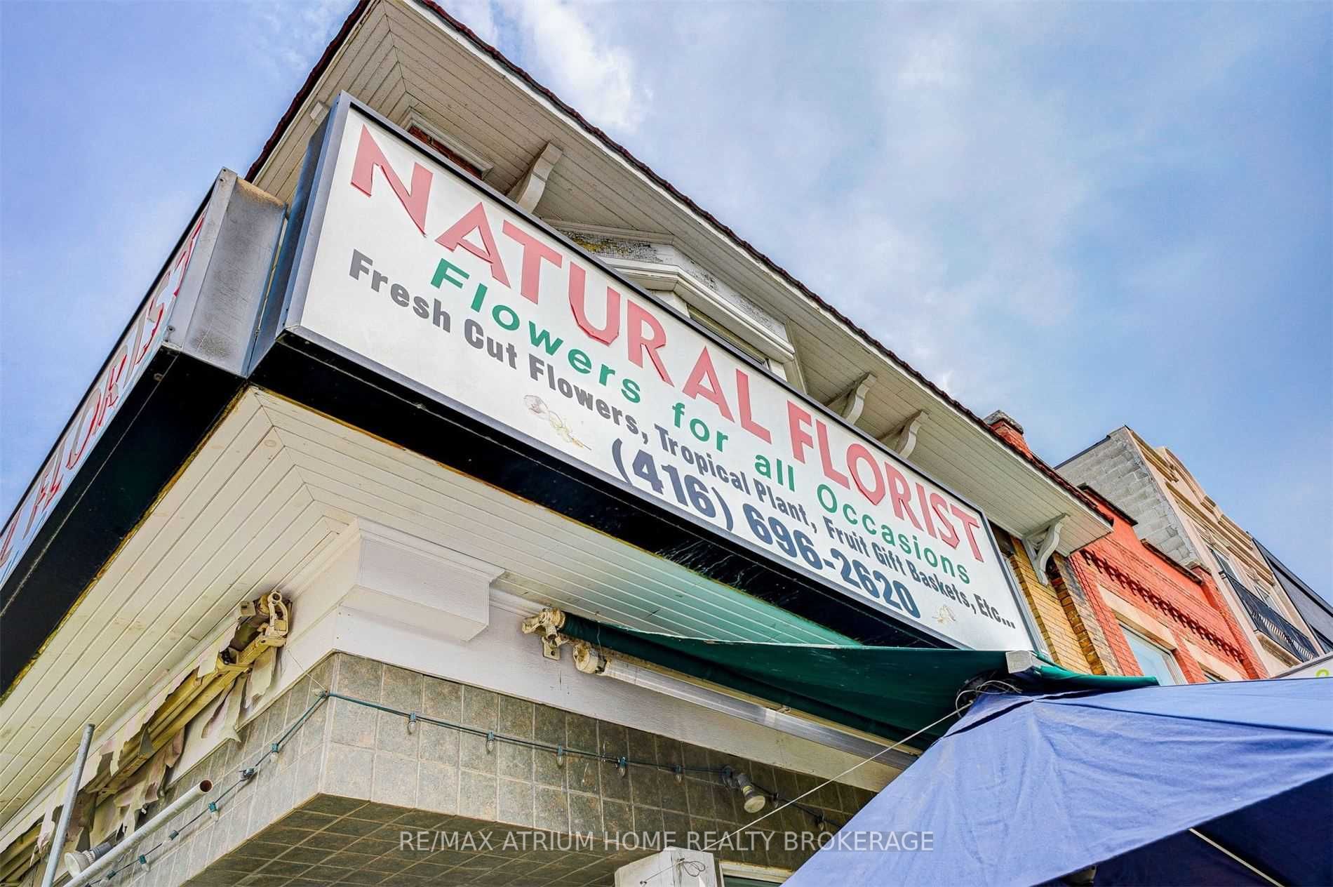 1852 Danforth Ave