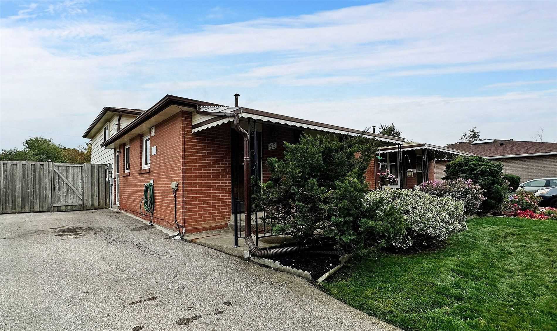 45 Coxworth Cres