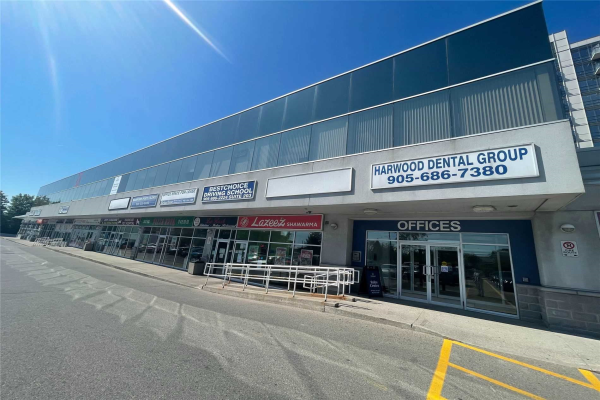 1 Rossland Rd W, Ajax