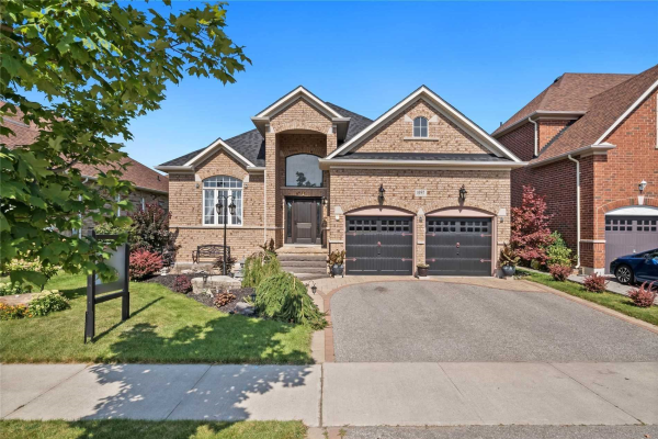 1697 Clearbrook Dr, Oshawa