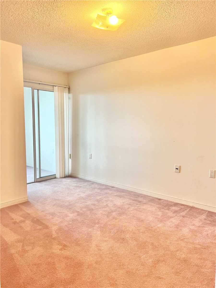 2800 Warden Avenue, #1004
