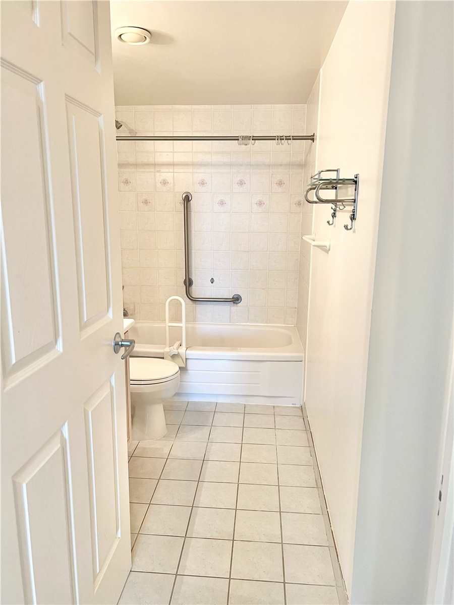 2800 Warden Avenue, #1004