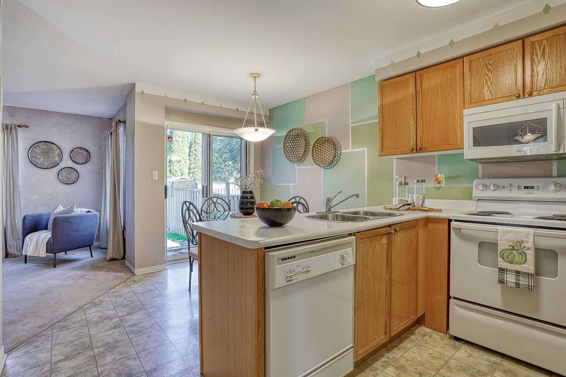 115 Wilkins Cres