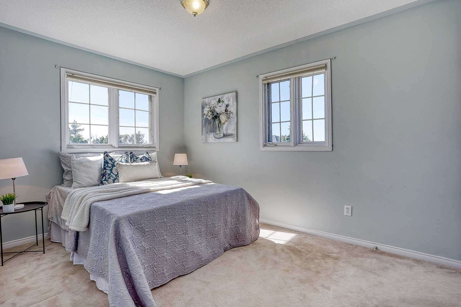 115 Wilkins Cres