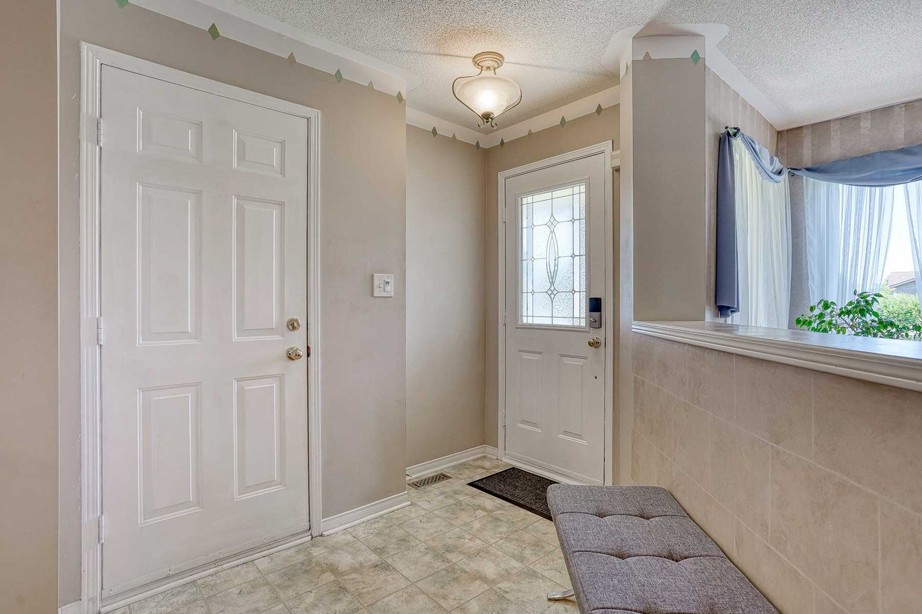115 Wilkins Cres