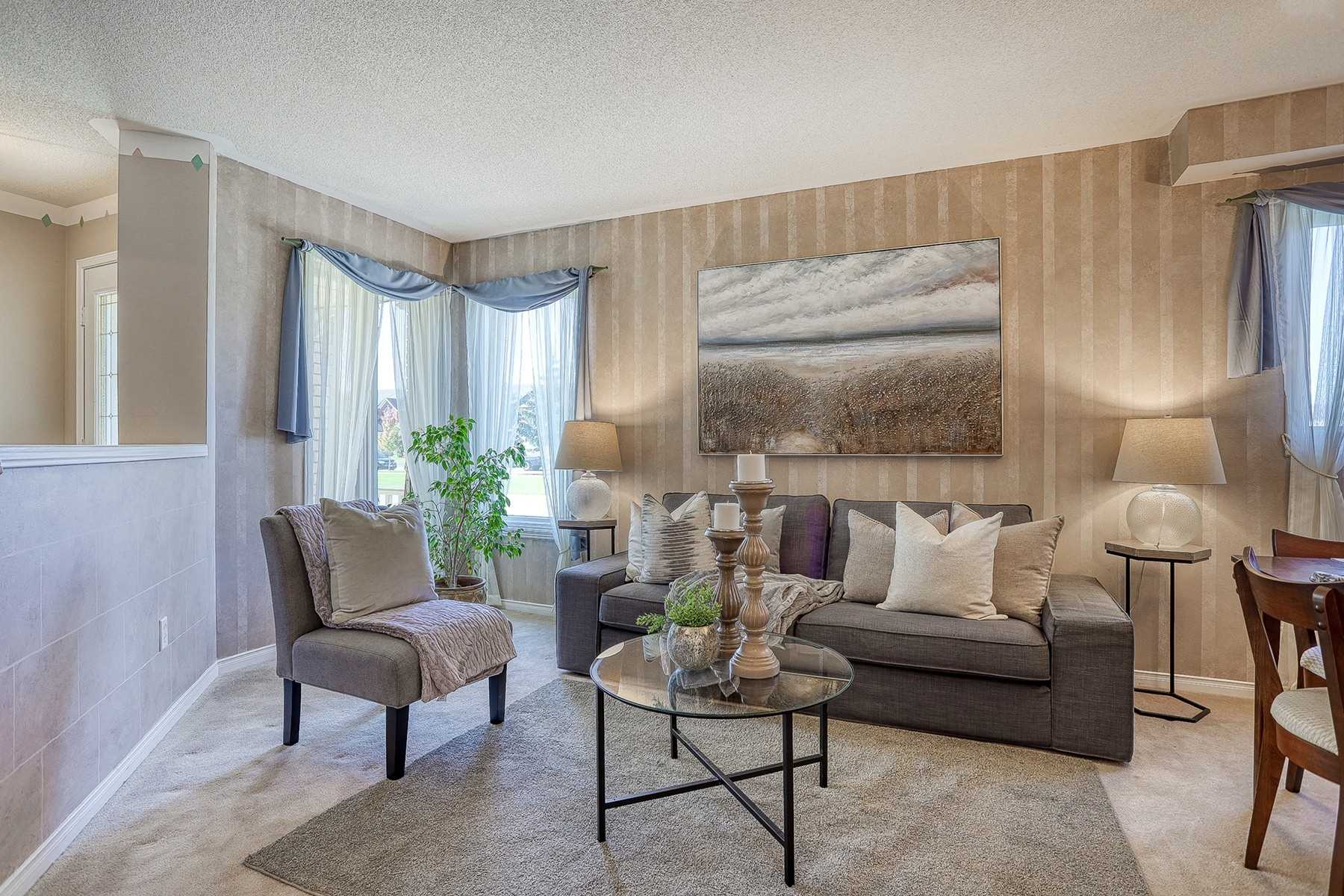 115 Wilkins Cres