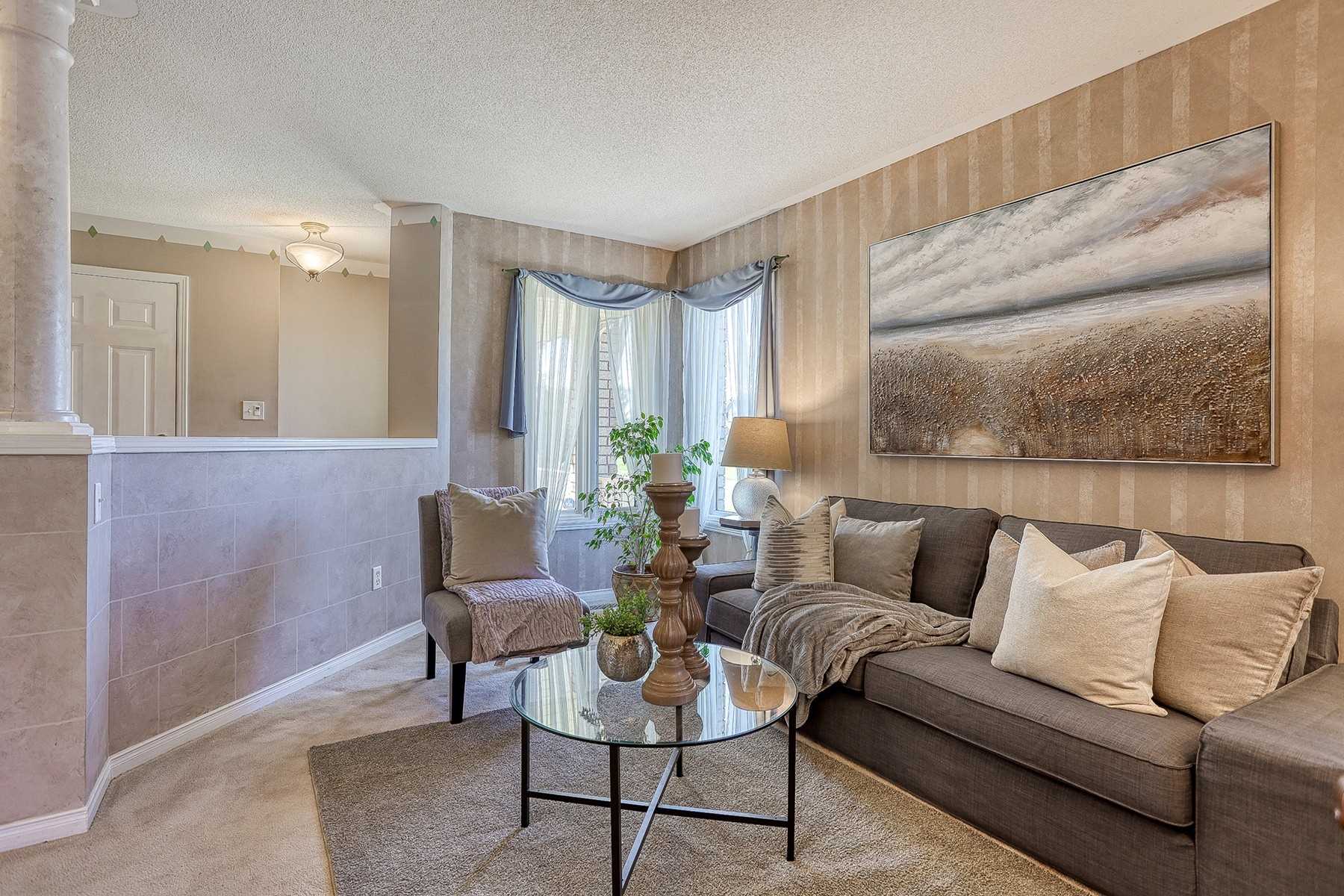 115 Wilkins Cres