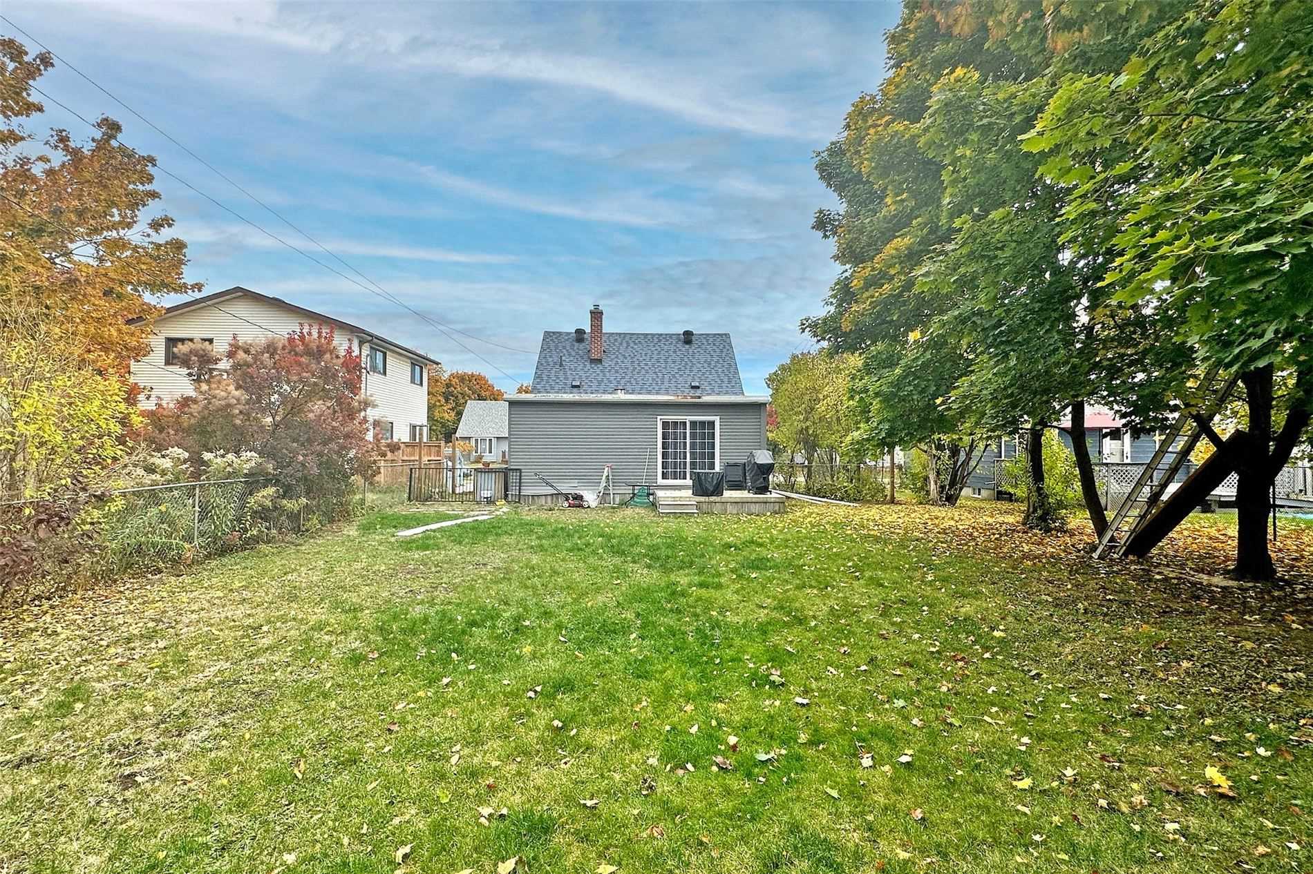 85 Exeter Rd