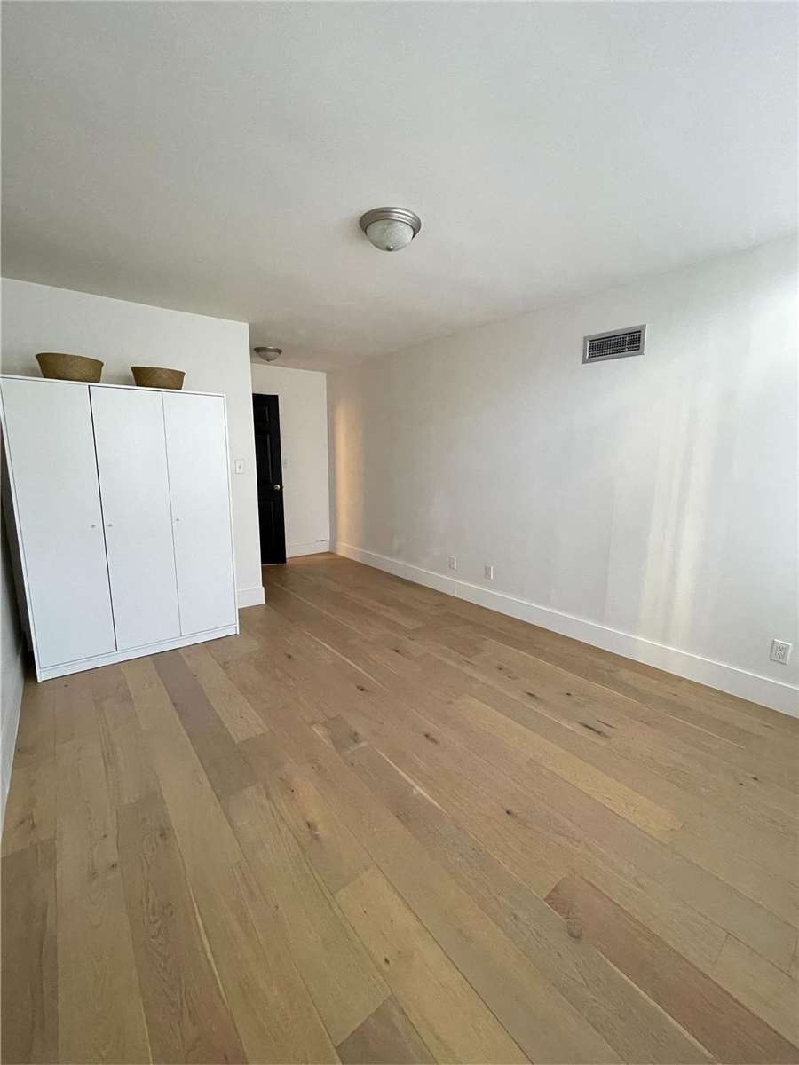 55 Bamburgh Circle #113