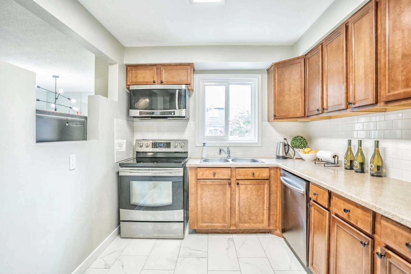 63 Barrett Cres