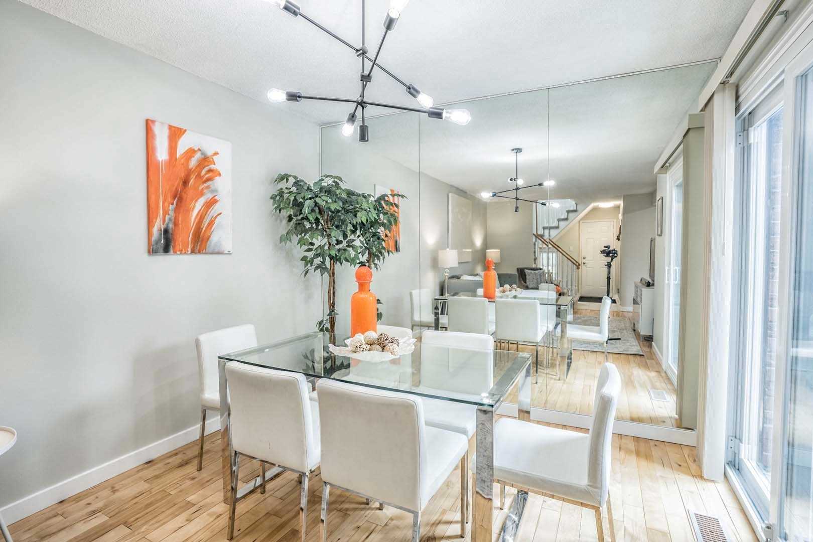 63 Barrett Cres
