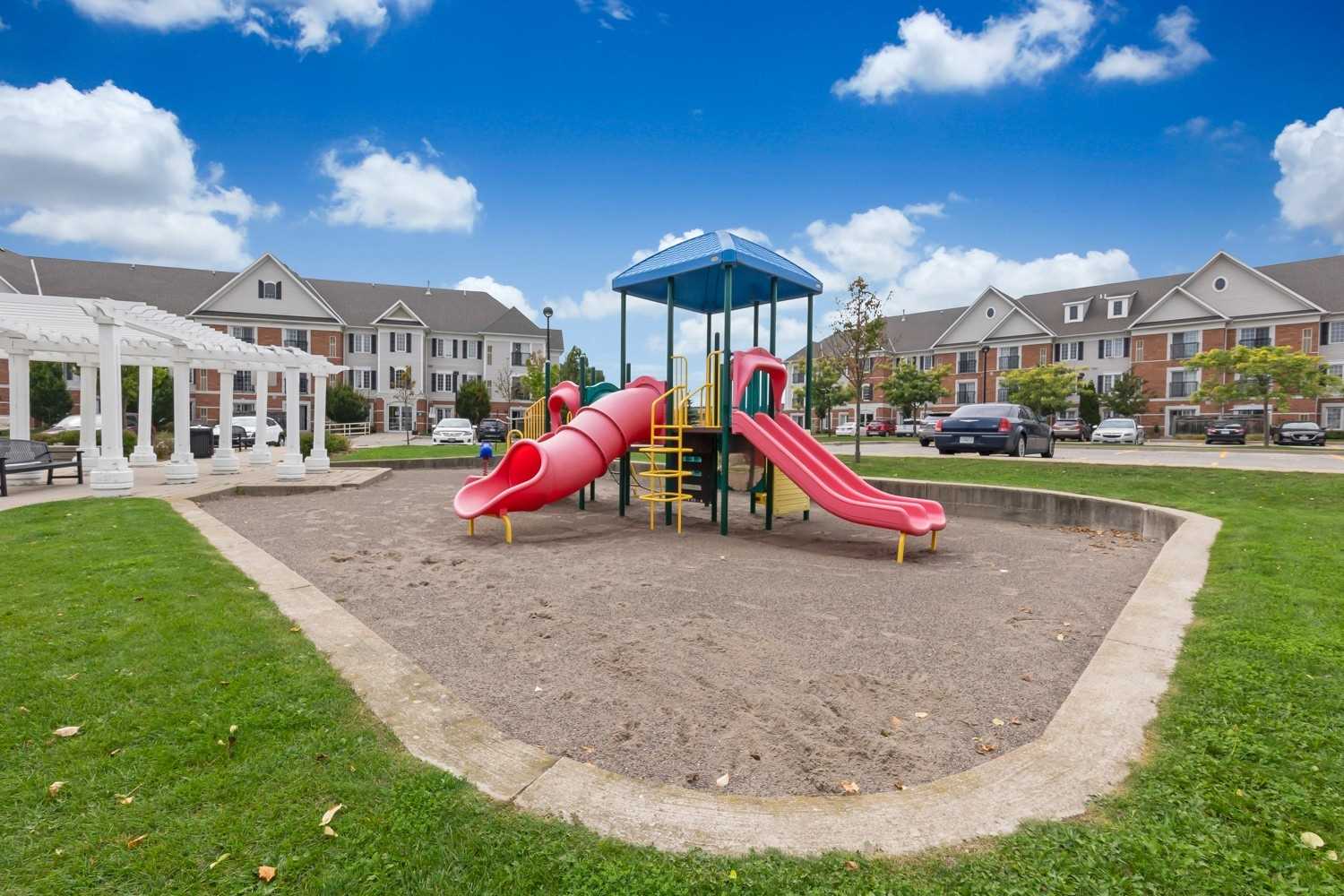 106 Aspen Springs Dr, #207