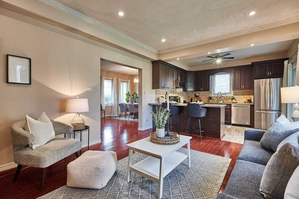 7 Robert Correll Crt