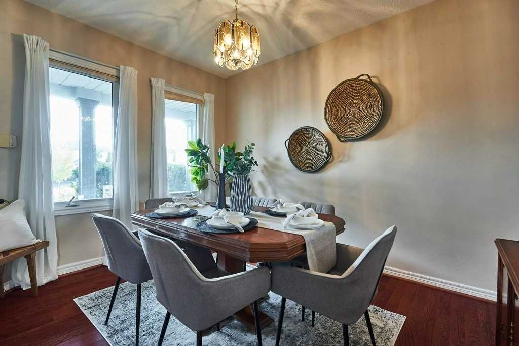 7 Robert Correll Crt