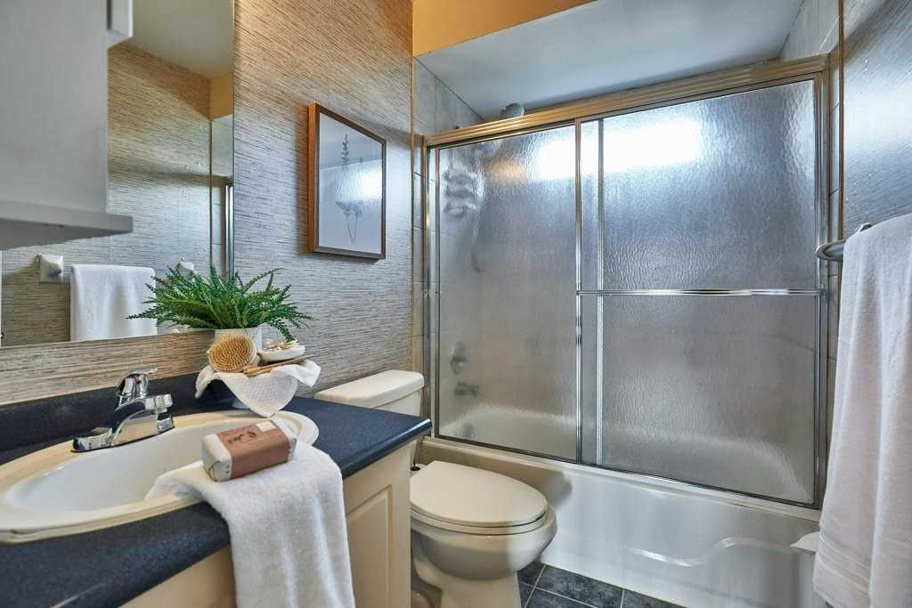 7 Robert Correll Crt