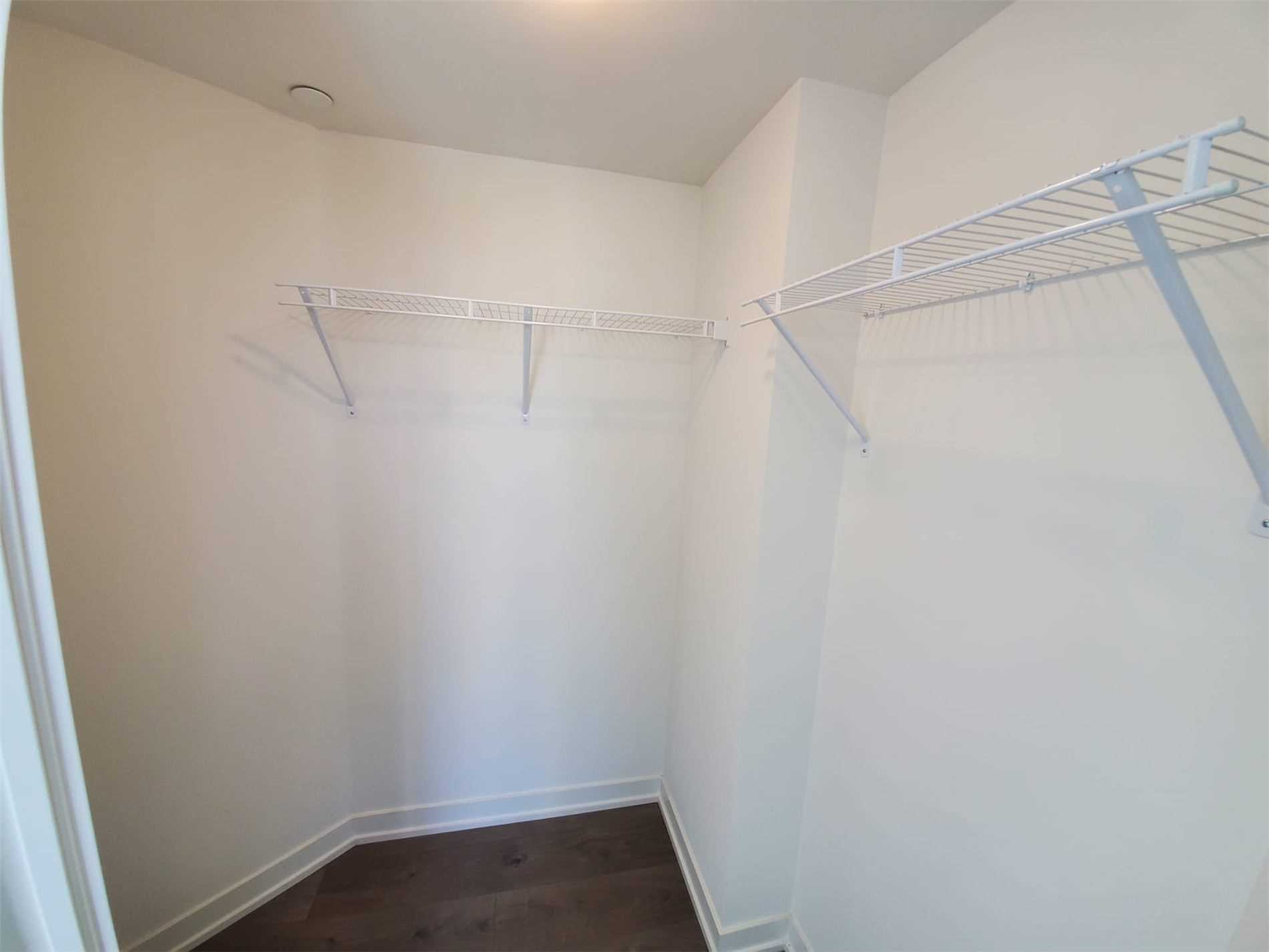 1401 O'connor Dr, #208