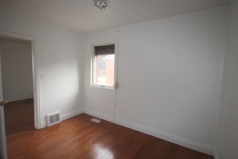 64 Admiral Road