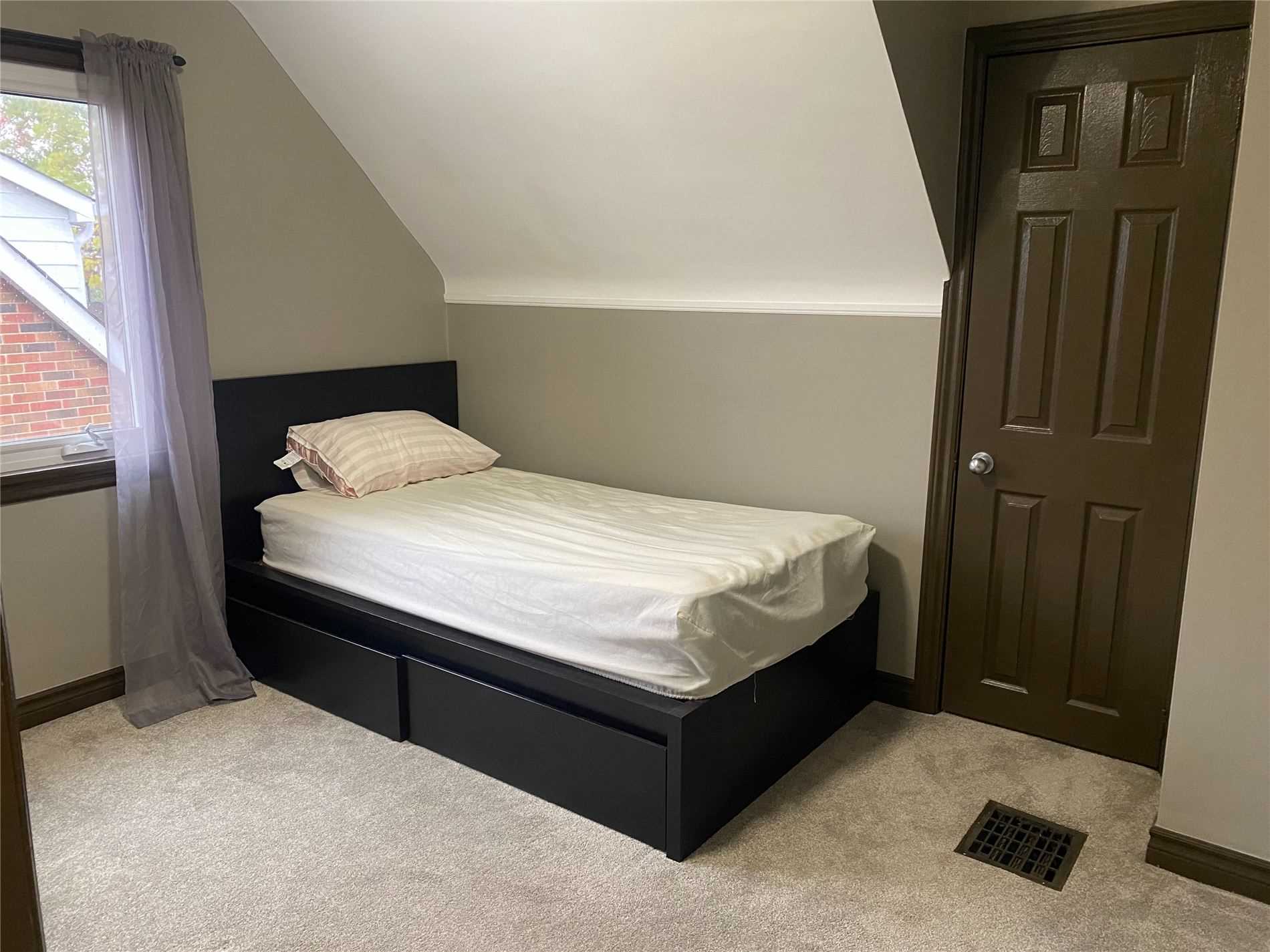 Listing E5803453 - Large Photo # 10