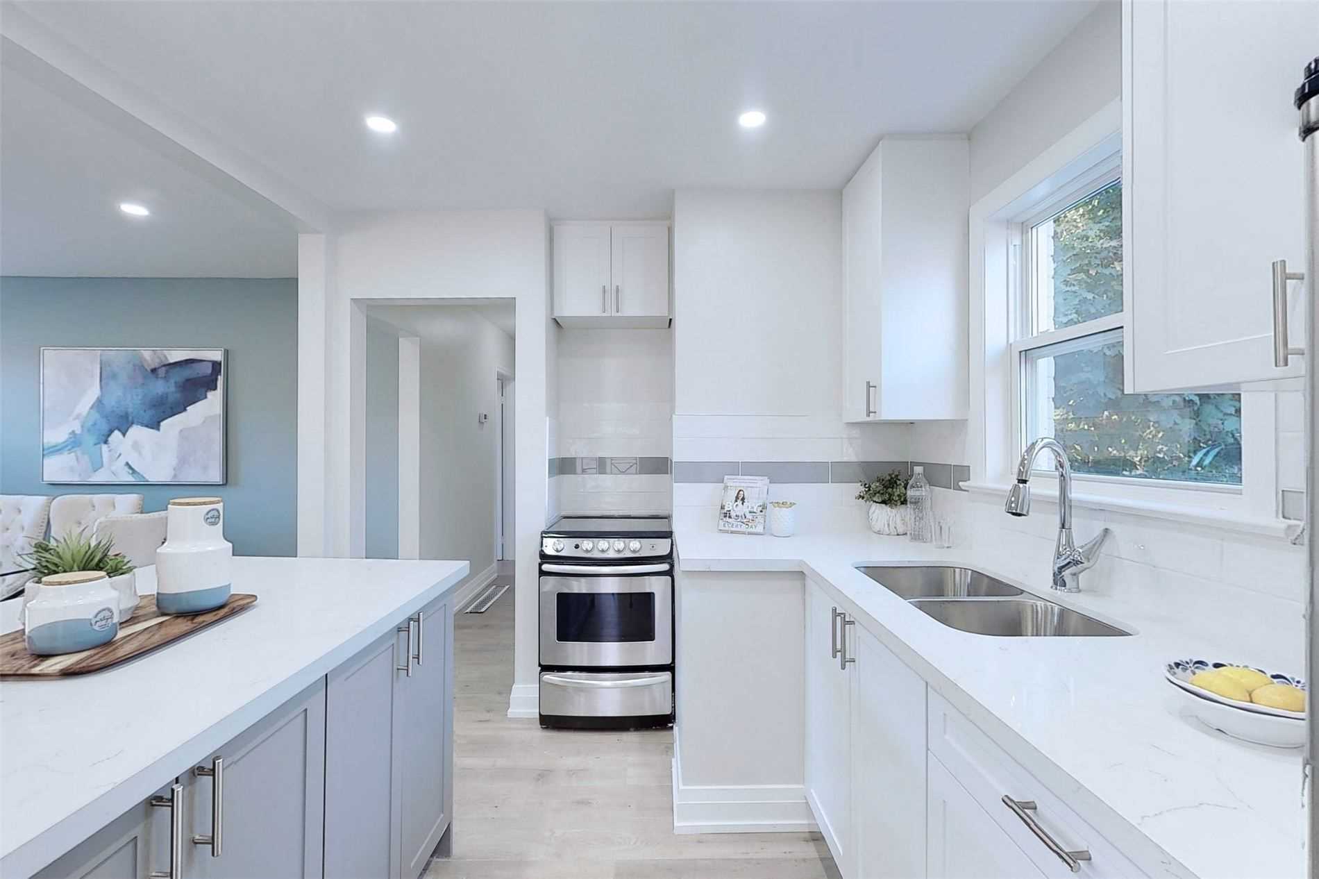 89 Darlingside Dr