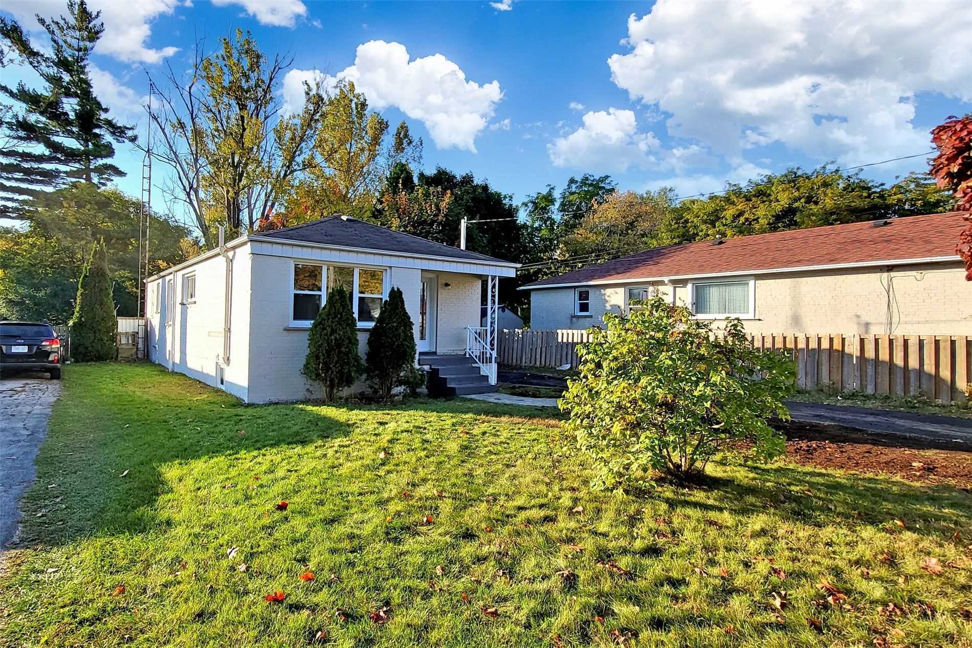 89 Darlingside Dr