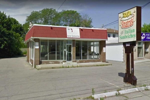 944 Simcoe St N, Oshawa