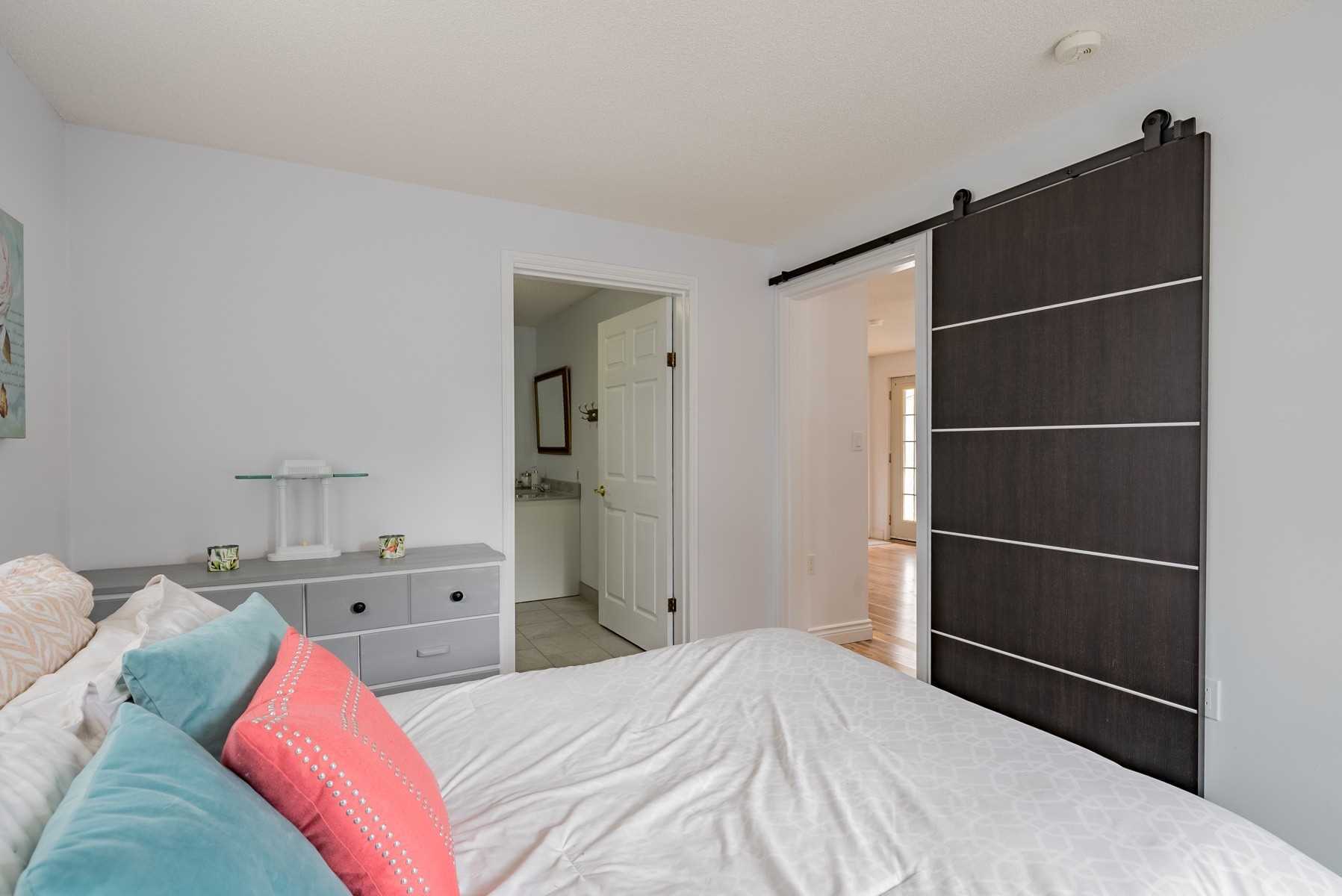 40 Scugog Point Cres