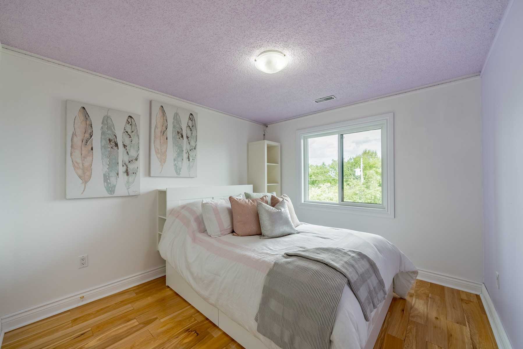 40 Scugog Point Cres