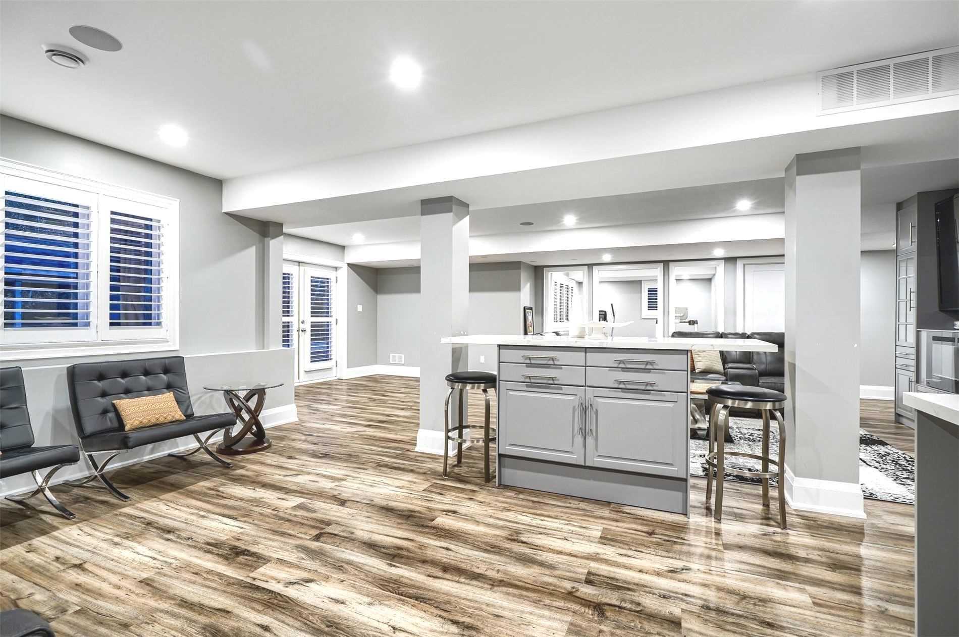 10 Donwoods Cres