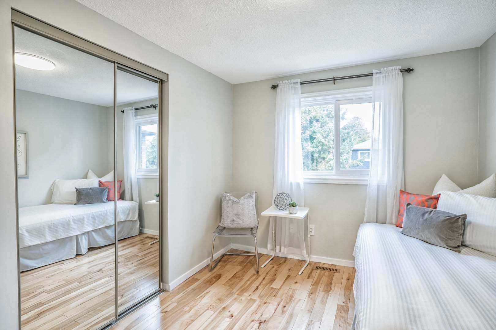 63 Barrett Cres