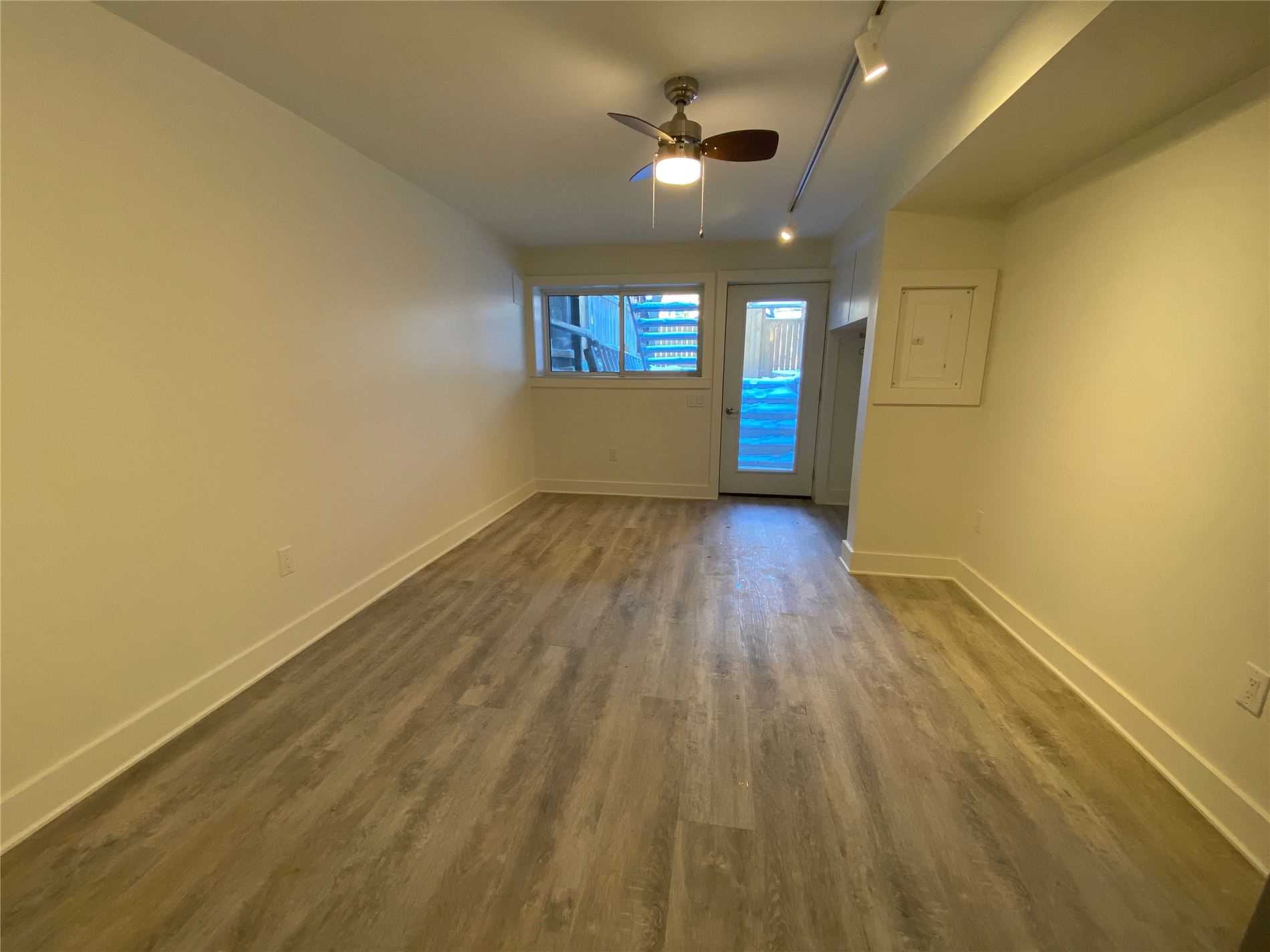 Listing E5810364 - Large Photo # 3