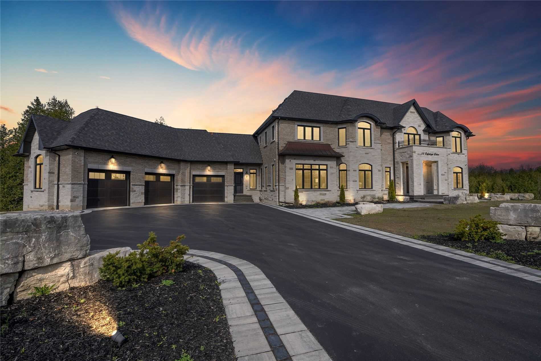 15 Calistoga Drive