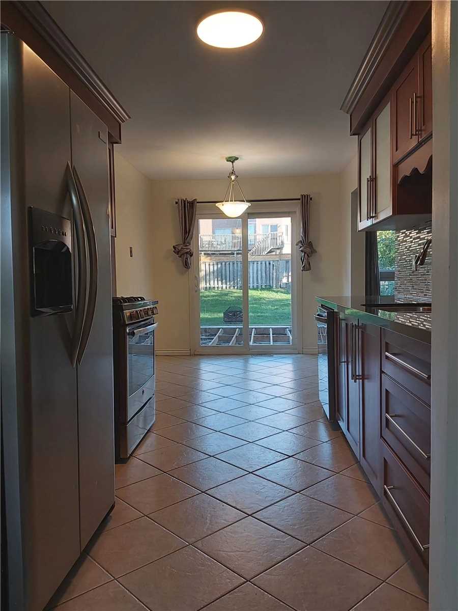 242 Delaney Dr