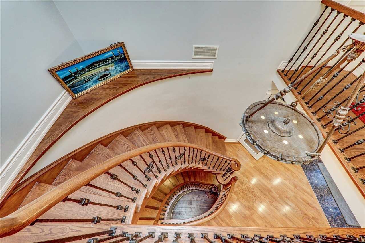 Listing E5817508 - Large Photo # 16