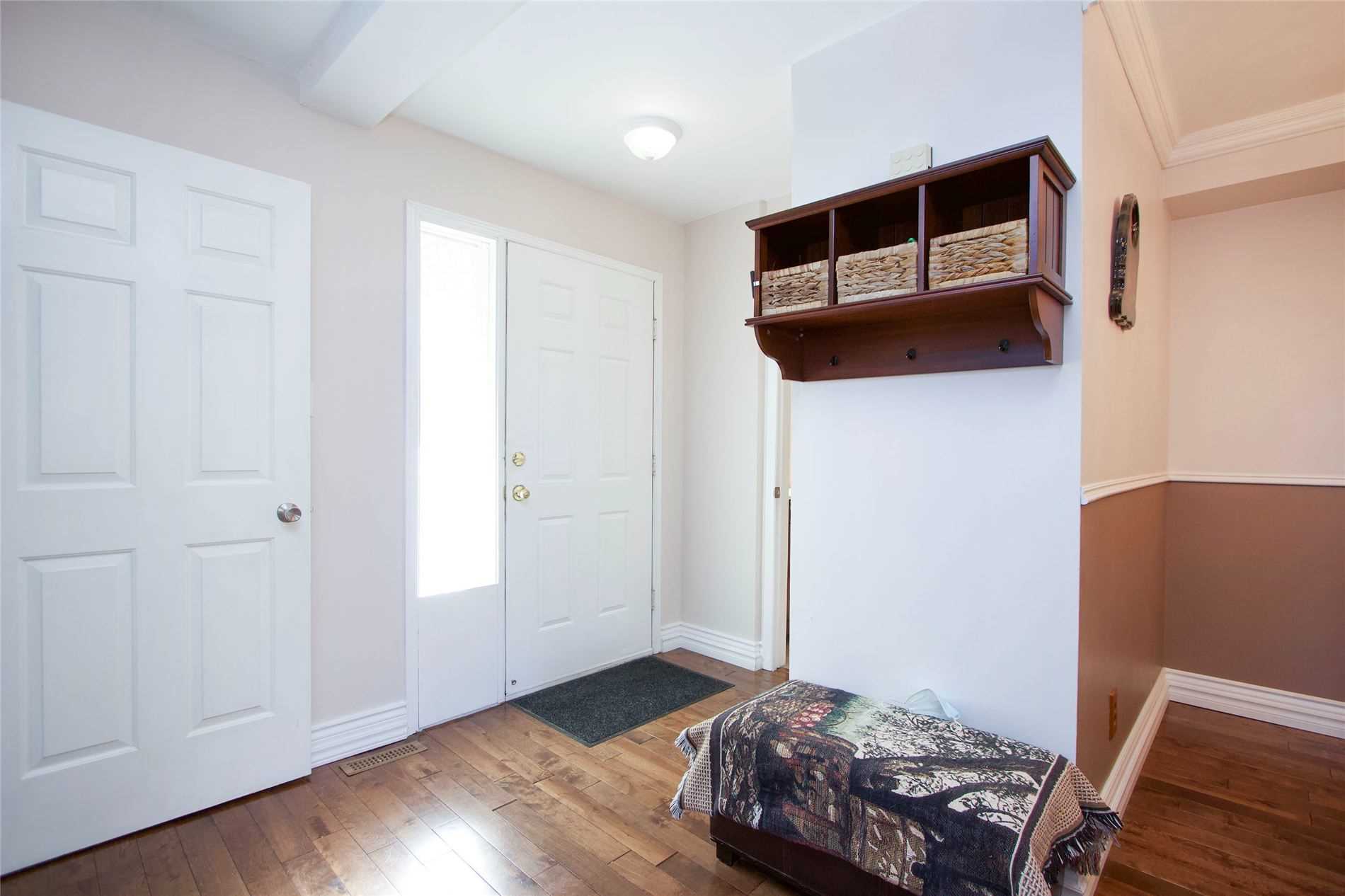 4 Giles Crt