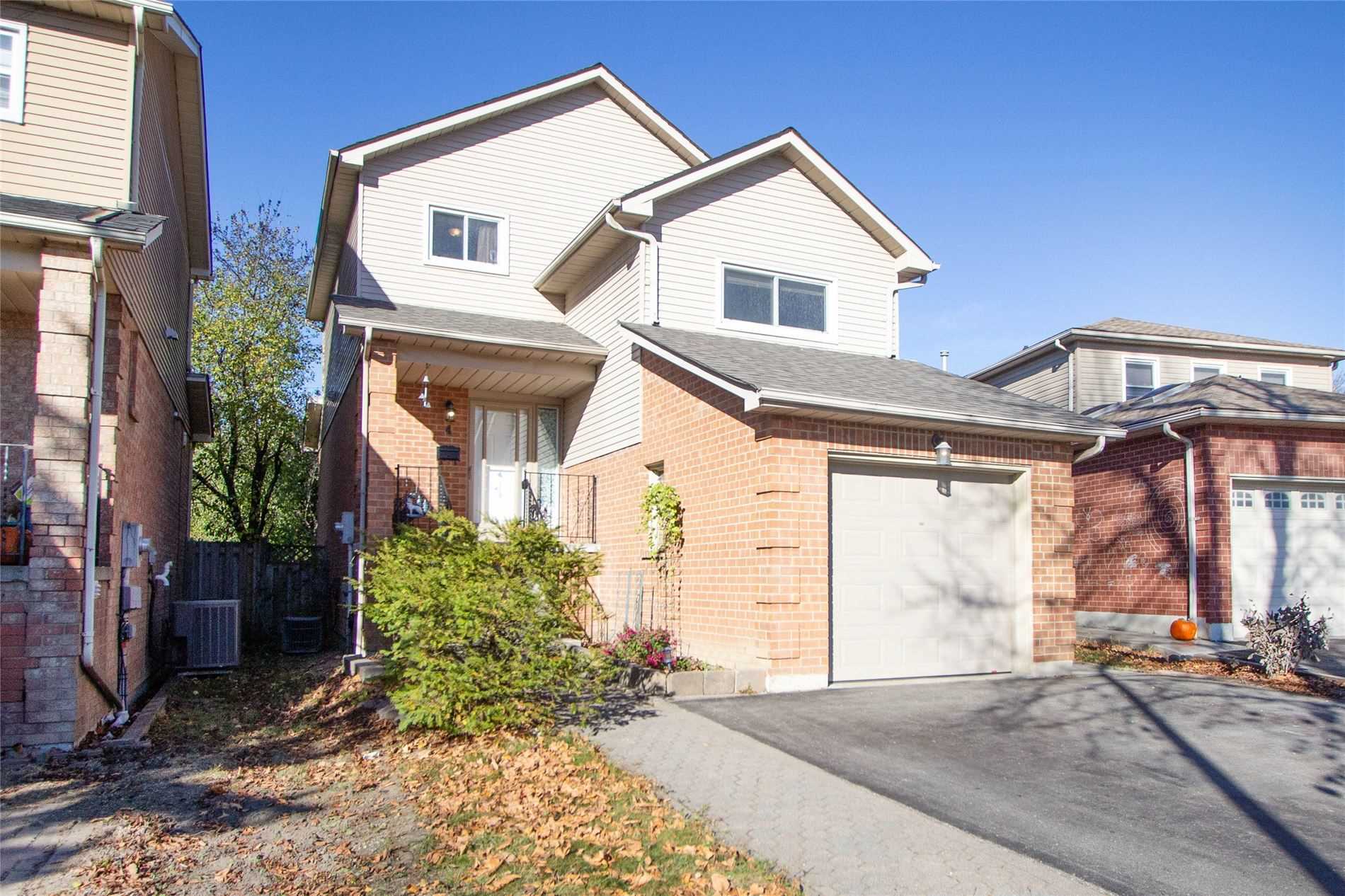 4 Giles Crt