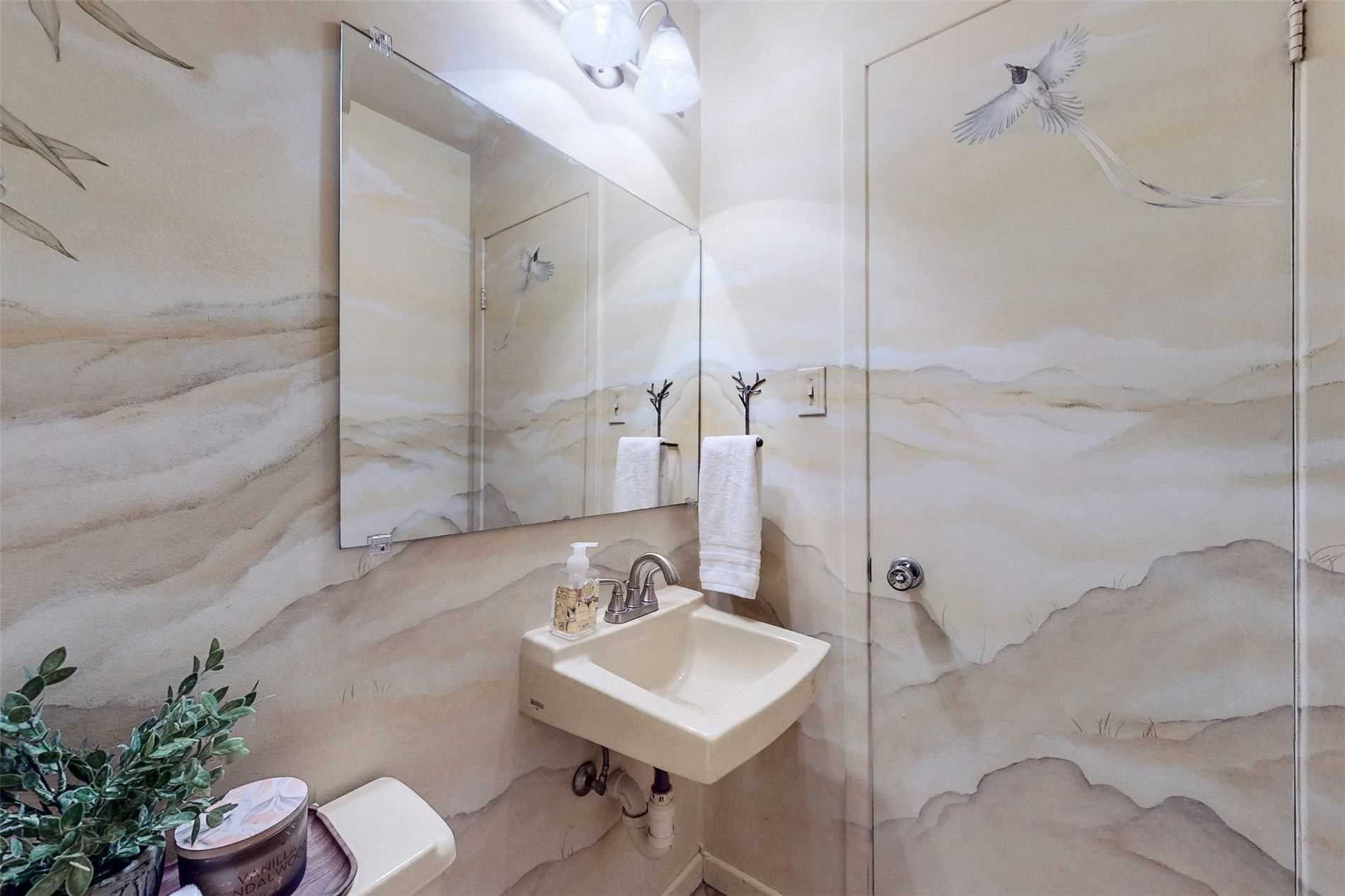 Listing E5826263 - Large Photo # 14