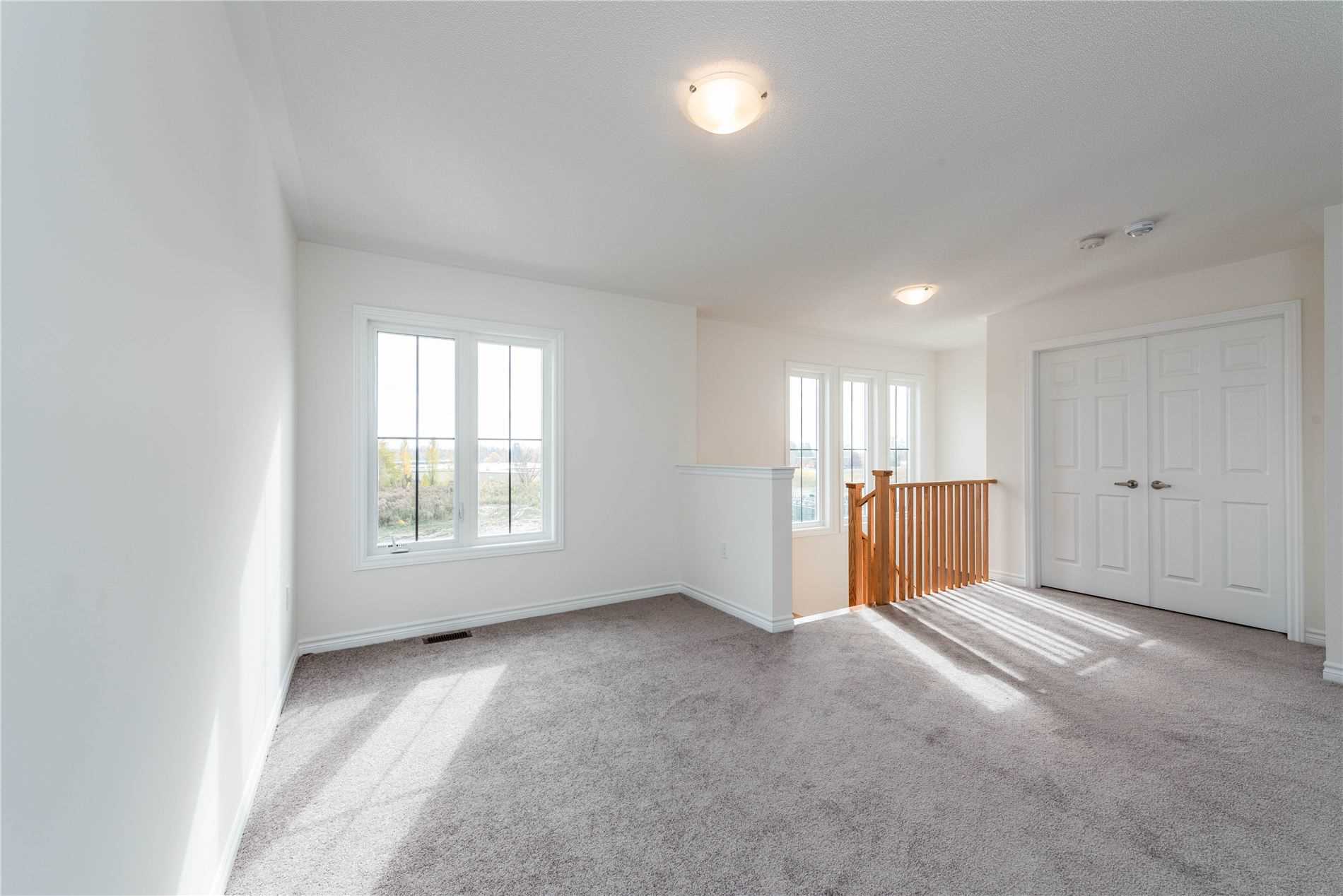 216 Fleetwood Dr