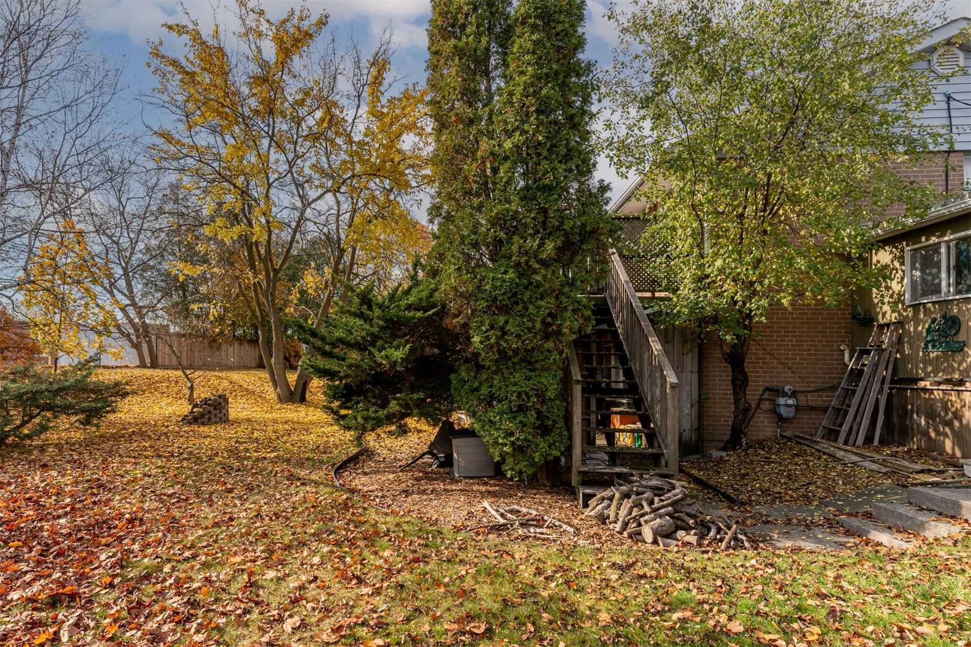144 Hillcrest Dr