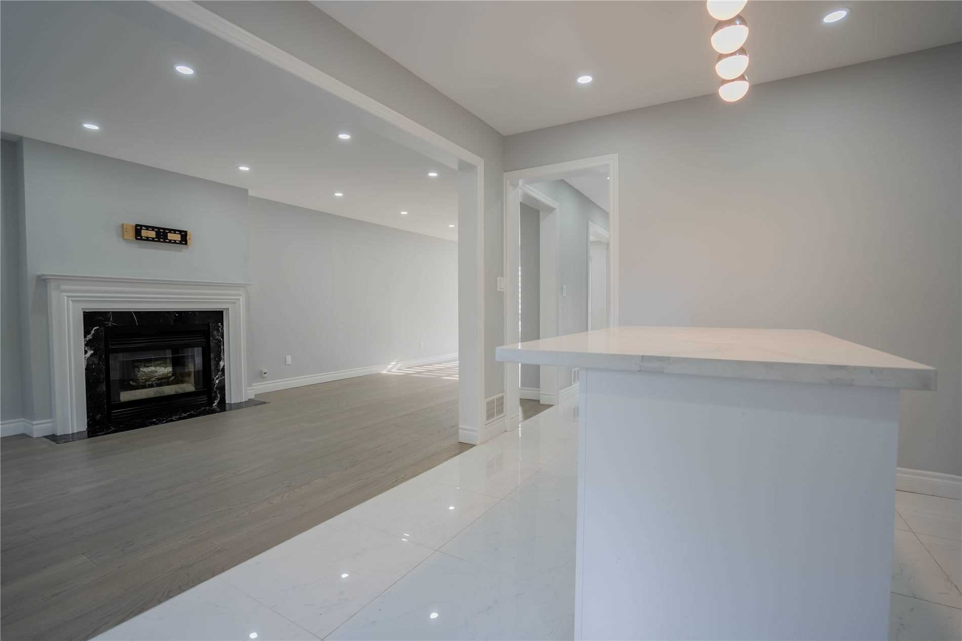 46 Willowbrook Dr
