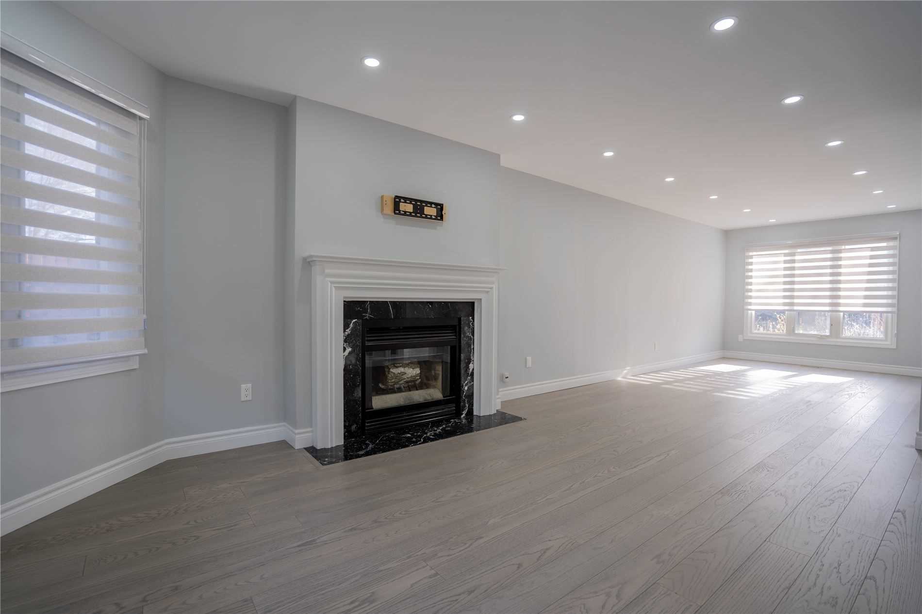 46 Willowbrook Dr