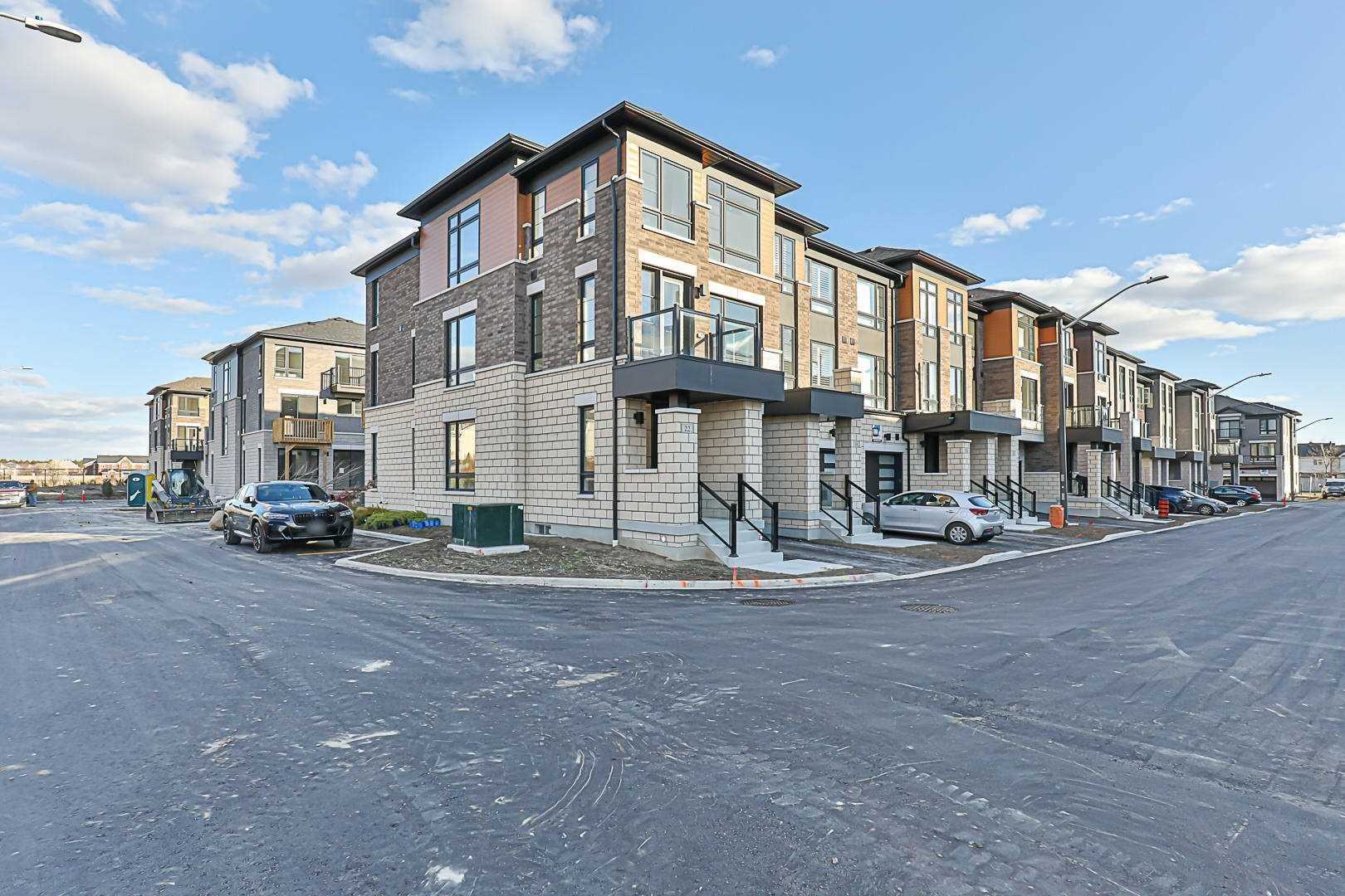 22 Lake Trail Way